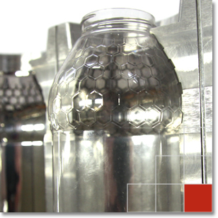 Coremans - plastic fles in matrijs